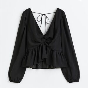 NWOT Balloon sleeve peplum blouse